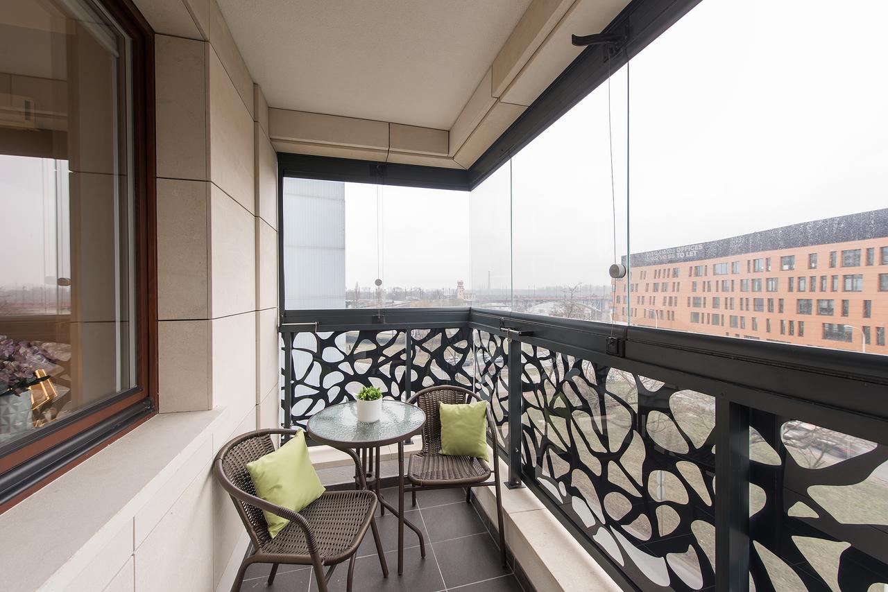 P&O Serviced Apartments Solec Warsaw Exterior photo