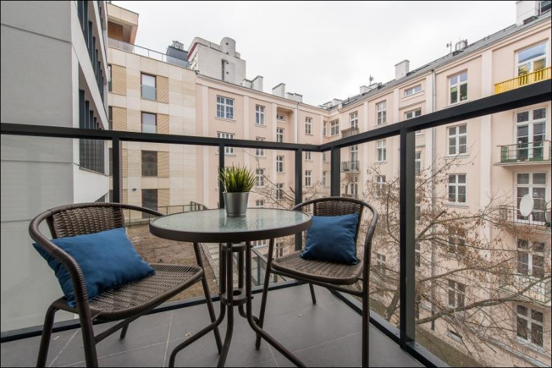 P&O Serviced Apartments Solec Warsaw Exterior photo