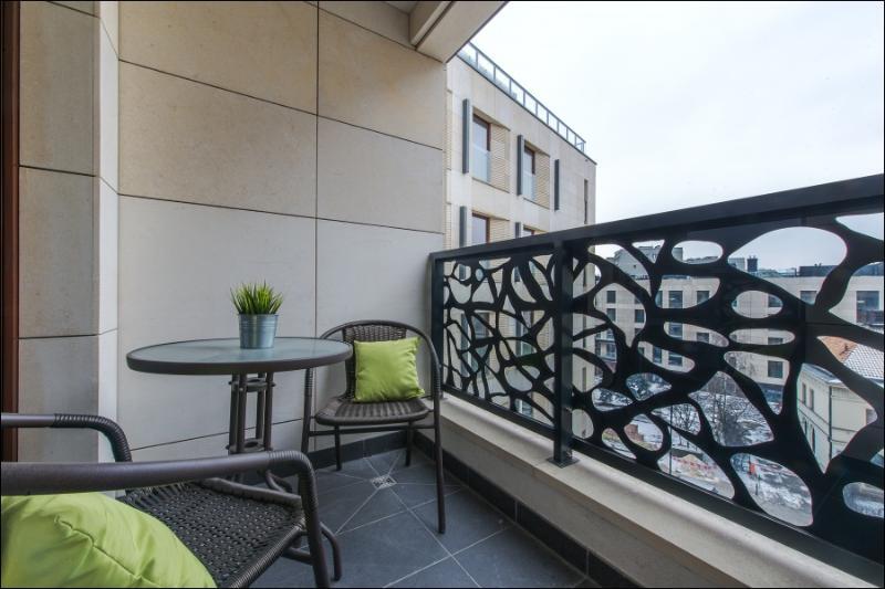 P&O Serviced Apartments Solec Warsaw Exterior photo